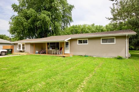 219 E 2740s Rd, Kankakee, IL 60901 photo 1
