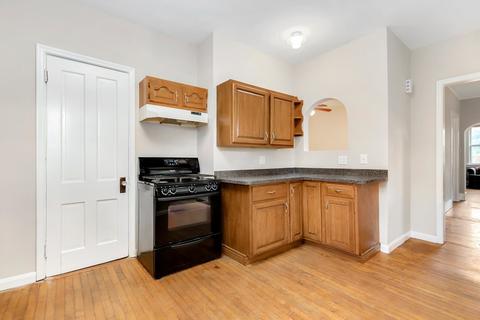 405 Walnut Ave, Elgin, IL 60123 photo 13