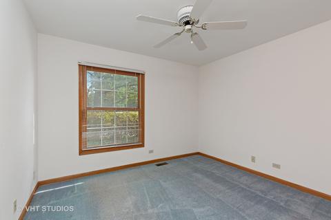1955 Matthew Ct #A, Elgin, IL 60123 photo 8