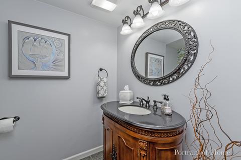 2246 Appleby Dr, Wheaton, IL 60189 photo 8