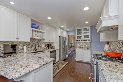 2246 Appleby Dr, Wheaton, IL 60189 photo 3