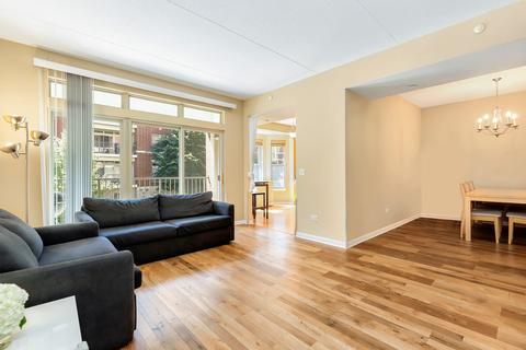 715 Astor Ln #202, Wheeling, IL 60090 photo 3