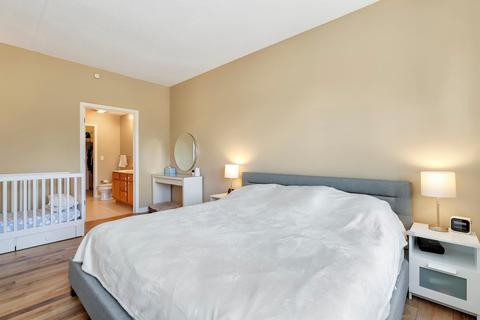 715 Astor Ln #202, Wheeling, IL 60090 photo 17