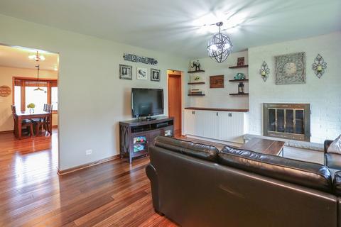 11 N802 Win Haven Dr, Elgin, IL 60124 photo 3