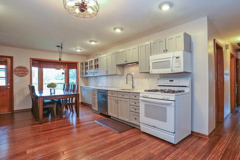 11 N802 Win Haven Dr, Elgin, IL 60124 photo 5