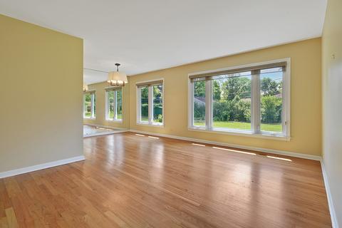 1747 E Tano Ln, Mount Prospect, IL 60056 photo 5