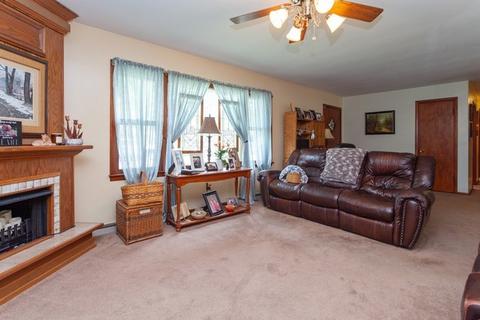 132 E 2740 S Rd, Kankakee, IL 60901 photo 4