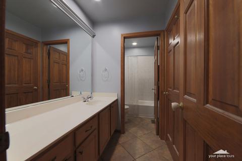 860 Main St, West Chicago, IL 60185 photo 17