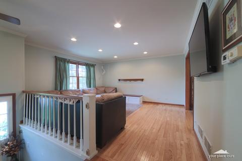 860 Main St, West Chicago, IL 60185 photo 3