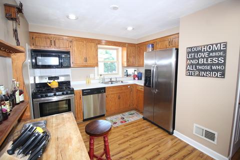 10511 S Artesian Ave #2, Chicago, IL 60655 photo 5
