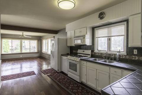 312 Ingleside Ave, Aurora, IL 60506 photo 13