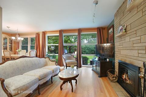 604 S Maple St, Mount Prospect, IL 60056 photo 3