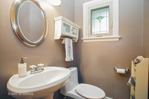 604 S Maple St, Mount Prospect, IL 60056 photo 16
