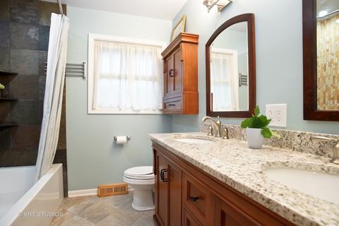 604 S Maple St, Mount Prospect, IL 60056 photo 15