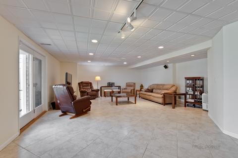 7204 Viscaya Dr, Spring Grove, IL 60081 photo 31