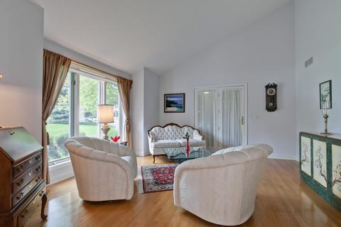 7204 Viscaya Dr, Spring Grove, IL 60081 photo 11