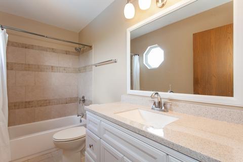 16610 W Apache Dr, Lockport, IL 60441 photo 6