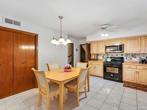 1425 Meyer Rd, Hoffman Estates, IL 60169 photo 21