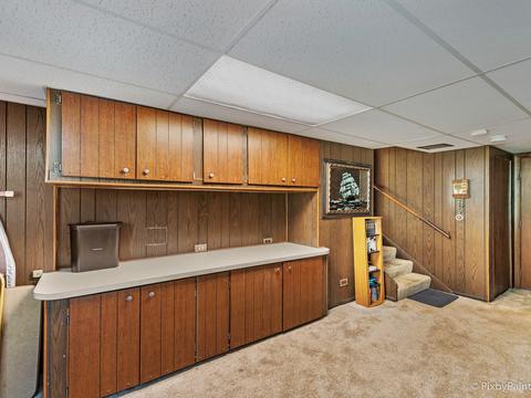 1425 Meyer Rd, Hoffman Estates, IL 60169 photo 23