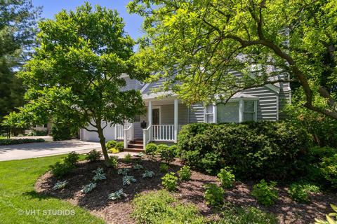 816 Glendale Rd, Glenview, IL 60025 photo 2