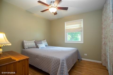 893 Park Ln, Hoffman Estates, IL 60192 photo 13
