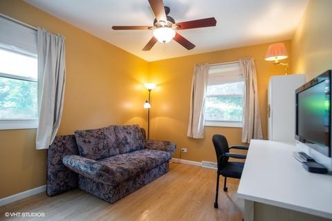 893 Park Ln, Hoffman Estates, IL 60192 photo 14