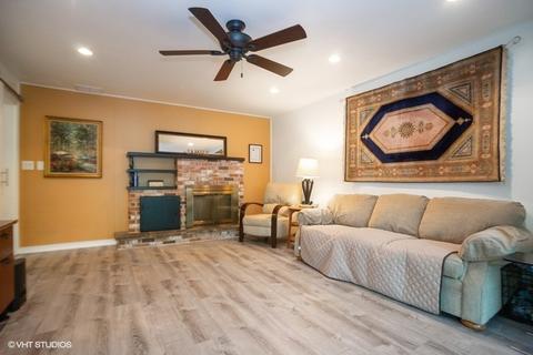 893 Park Ln, Hoffman Estates, IL 60192 photo 9