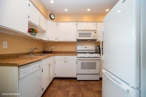 893 Park Ln, Hoffman Estates, IL 60192 photo 8