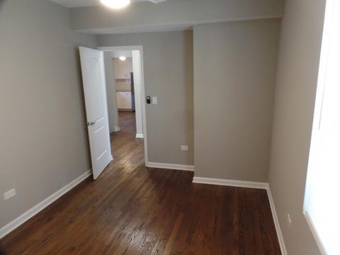 721 E 104th Pl, Chicago, IL 60628 photo 9