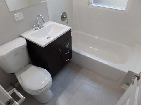 721 E 104th Pl, Chicago, IL 60628 photo 10