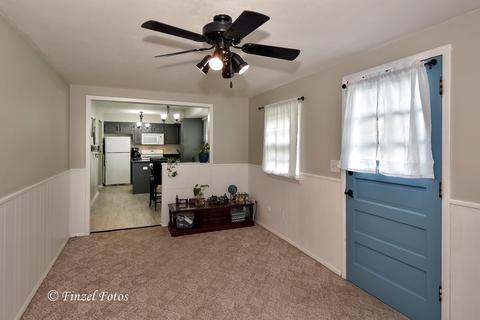 2319 Devon Ct, Loves Park, IL 61111 photo 8