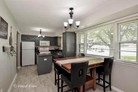 2319 Devon Ct, Loves Park, IL 61111 photo 6