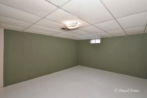 2319 Devon Ct, Loves Park, IL 61111 photo 15