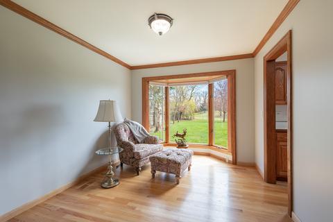2360 Appleby Dr, Wheaton, IL 60189 photo 10