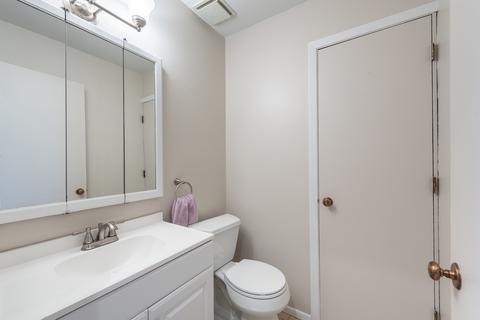 2360 Appleby Dr, Wheaton, IL 60189 photo 18