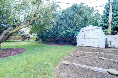 1903 Robert Dr, Champaign, IL 61821 photo 9