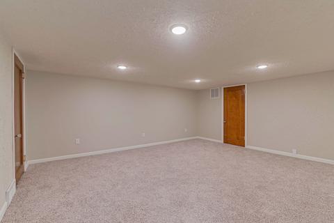 15 Broadway Pl, Normal, IL 61761 photo 24