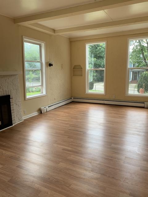 424 Addison St, Elgin, IL 60120 photo 5