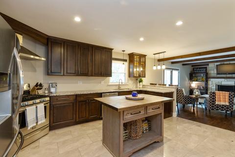 50 Highland Rd, Willowbrook, IL 60527 photo 5