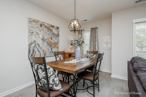255 E Liberty Dr #207, Wheaton, IL 60187 photo 4