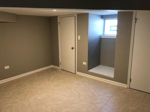 9846 S Drexel Ave, Chicago, IL 60628 photo 16