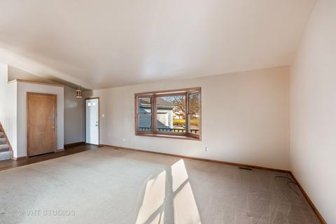 462 Pasadena Ave, Beecher, IL 60401 photo 2
