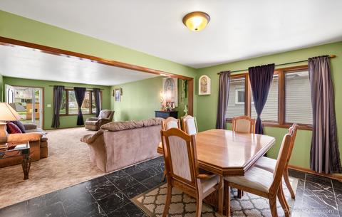 1048 E Prairie Ave, Des Plaines, IL 60016 photo 14