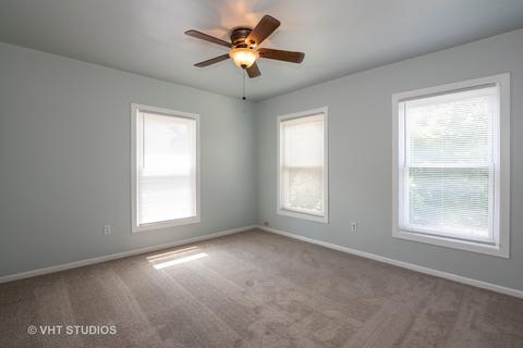 211 Henry St, Elgin, IL 60120 photo 7