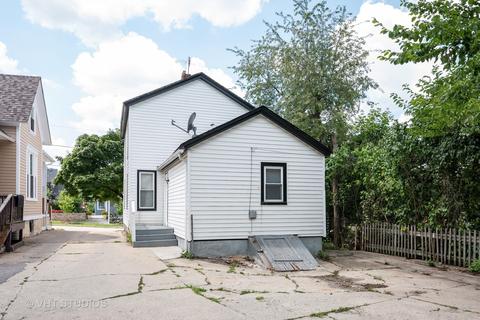 211 Henry St, Elgin, IL 60120 photo 10