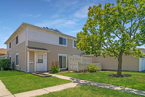 1587 Cornell Pl #1, Hoffman Estates, IL 60169 photo 1