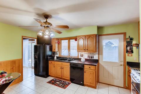 9 Michael Mnr, Glenview, IL 60025 photo 3