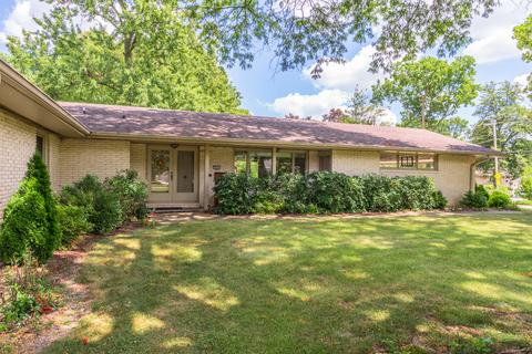 800 N School St, Normal, IL 61761 photo 3