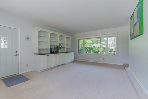 800 N School St, Normal, IL 61761 photo 9