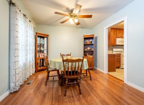 93 E Berkley Ln, Hoffman Estates, IL 60169 photo 5